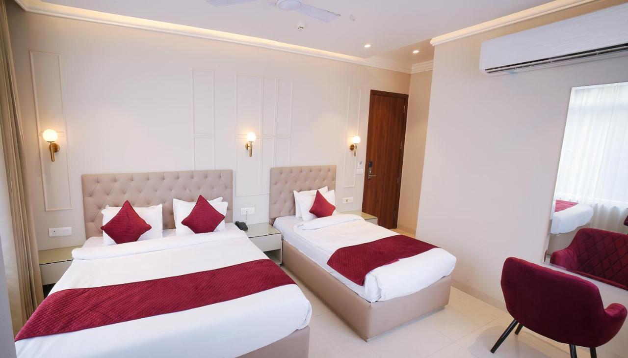 Hotel Green Land Heights Amritsar Exterior photo